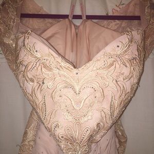 Beautiful pink and gold formal gown size 22 or 24?